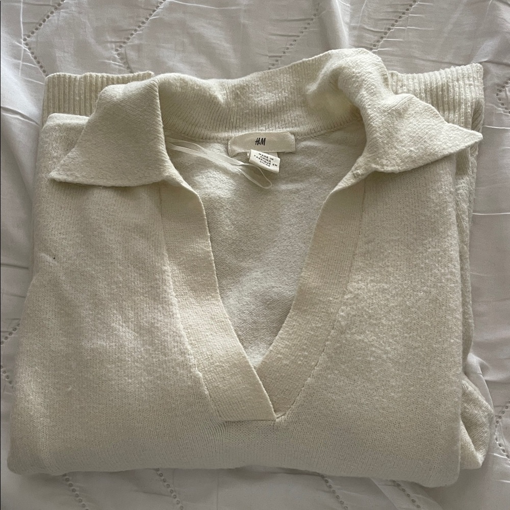 H&M Off-White Collared Knit Sweater
